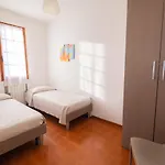 Agenzia Vear- Cile 41 Apartamento *