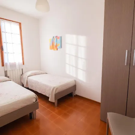 Agenzia Vear- Cile 41 Appartement *
